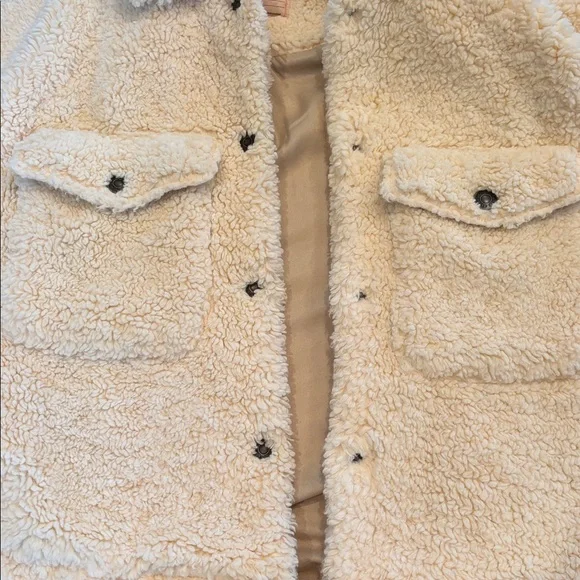 Women’s Free People Cream Sherpa Jacket in Medium - Picture 3 of 15